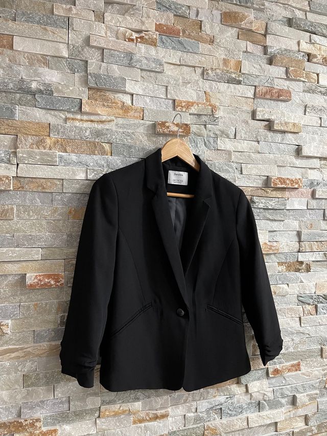 Americana negra vestir corta