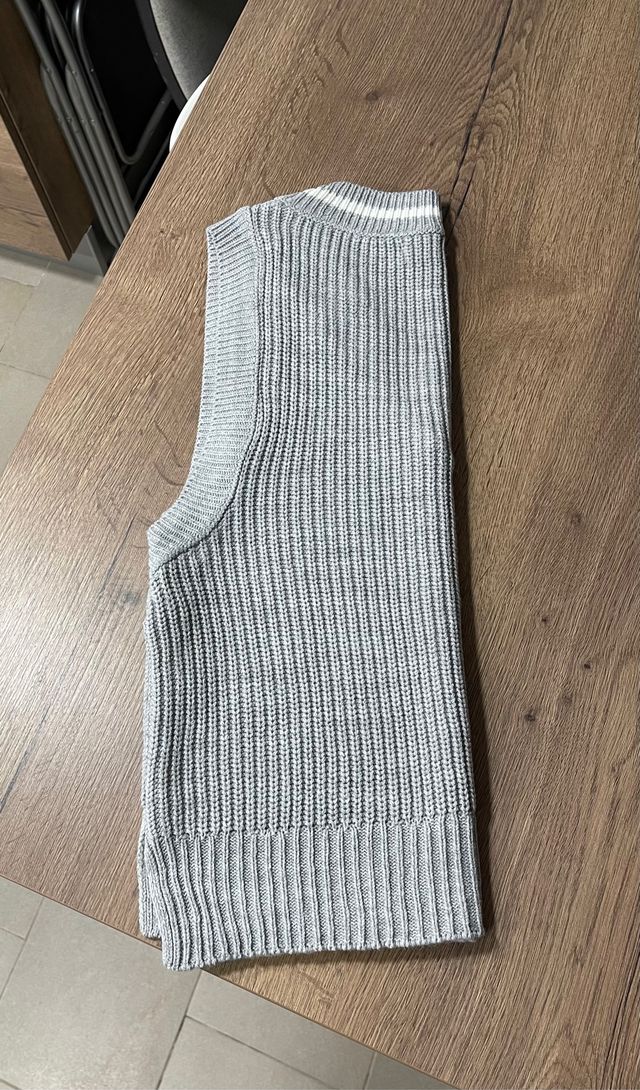 Chaleco vestir gris
