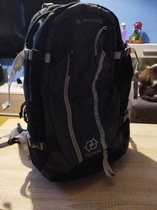 Mochila senderismo 30l de segunda mano por 15 EUR en Cotar en WALLAPOP