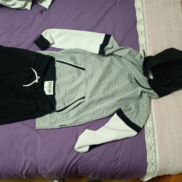 Chándal chico Status