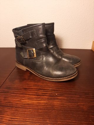 Botines negros Coolway de segunda mano por 5 EUR en Durango en WALLAPOP