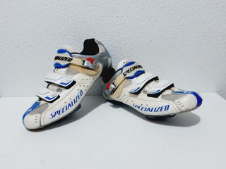 Zapatillas specialized talla 44 de segunda mano por 20 EUR en Puebla de  Soto en WALLAPOP