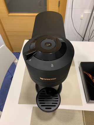 Cafetera Nespresso de segunda mano en Coslada en WALLAPOP