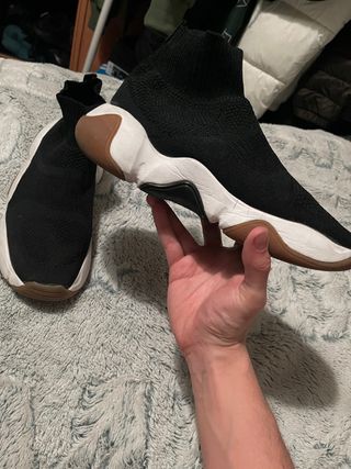 Zapatillas Zara Estilo Balenciaga de segunda mano por 22 EUR en Madrid en  WALLAPOP