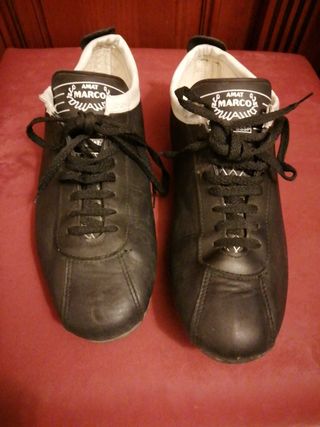 Botas fútbol Marcos de segunda mano por 150 EUR en Málaga en WALLAPOP
