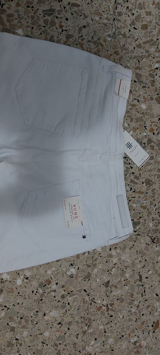 TOMMY HILFIGER Nuovo di zecca