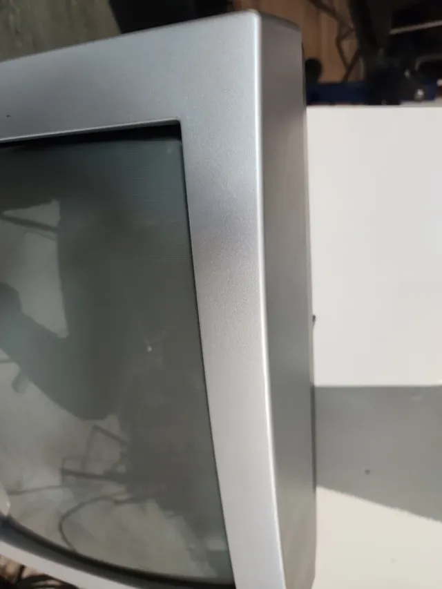 TELEVISOR SANYO 14" COMO NUEVO + MANDO ORIGINAL