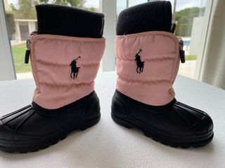 Botas nieve o agua Ralph Lauren Nina de segunda mano por 6 EUR en Marbella  en WALLAPOP