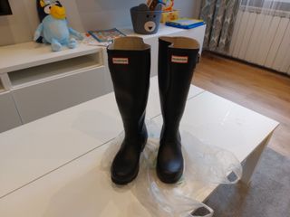 Botas Hunter Originales Talla 35-36 de segunda mano por 40 EUR en Gijón en  WALLAPOP