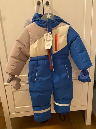 Traje nieve ski zara de segunda mano por 30 EUR en Les Fonts en WALLAPOP