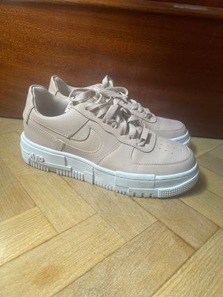 Nike Air force 1 de segunda mano por 70 EUR en Fuenlabrada en WALLAPOP