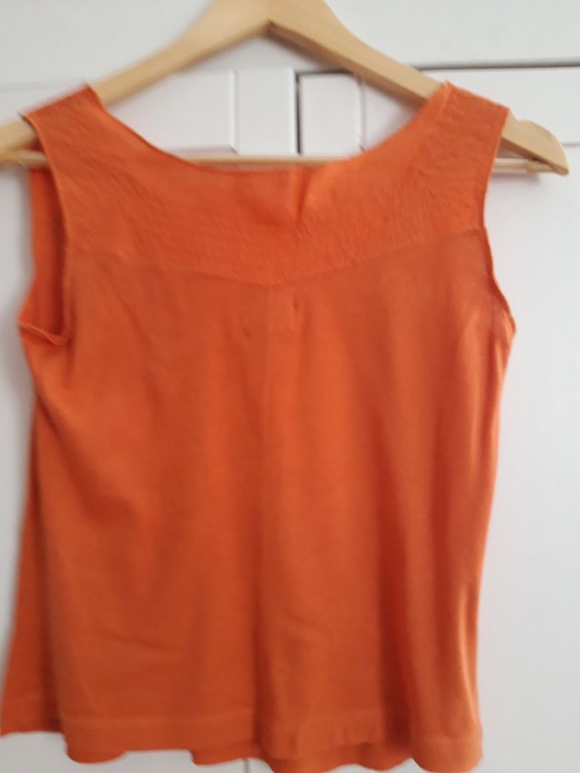 Camiseta tirantes naranja Bimba y Lola