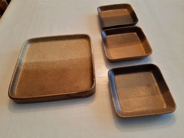 PLATO FUENTE BANDEJA DE CERÀMICA CUADRADA CON 3 BA