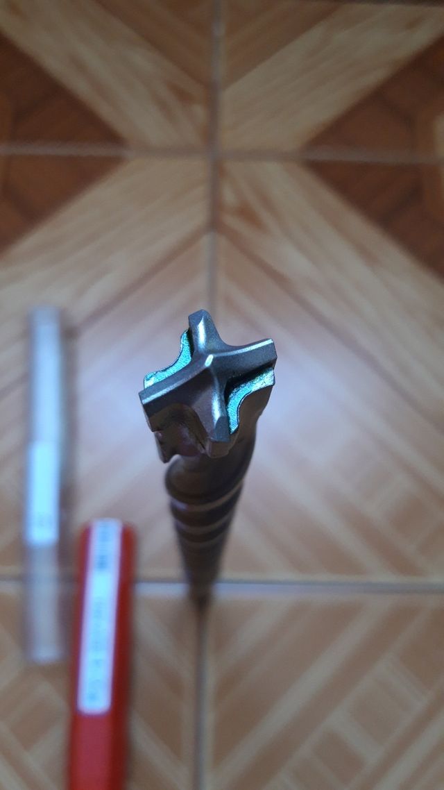 BROCA HILTI  TE - Y X