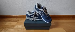 ZAPATILLAS NEW BALANCE 574 - TALLA: 43 - 9 1\\/2. de segunda mano por 50 EUR  en Madrid en WALLAPOP