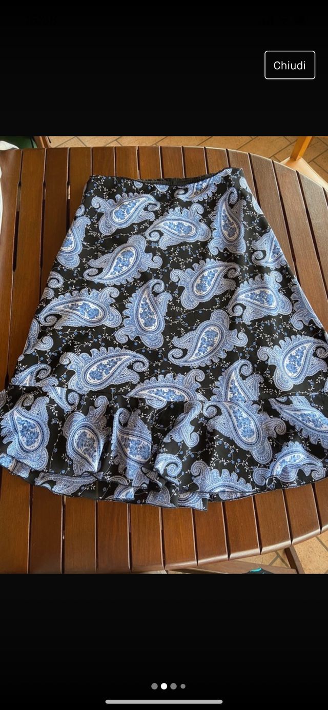 Gonna longuette svasata