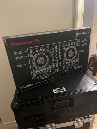 Controlador pioneer DDJ SB3 de segunda mano por 290 EUR en Barcelona en  WALLAPOP