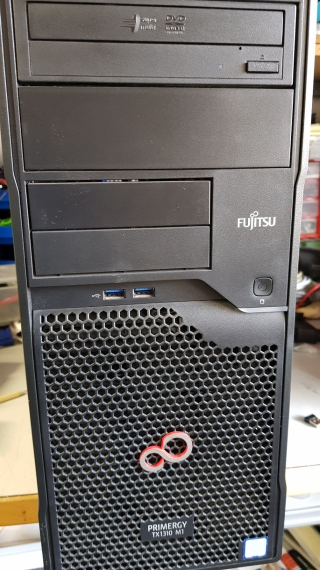 Servidor Fujitsu Tx1310 M1 Xeon 16gb De Segunda Mano Por 160 Eur En Zaragoza En Wallapop