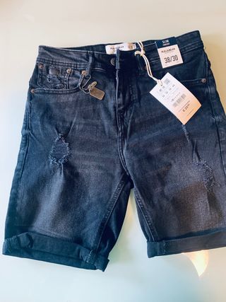 Pull\u0026amp;bear, shorts tejanos, hombre, 38, M de segunda mano por 5 EUR en  Vilanova i la Geltrú en WALLAPOP