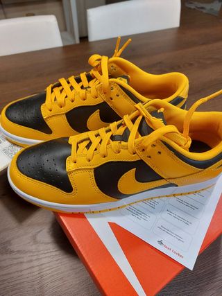 Nike dunk goldenrod amarillas 43 de segunda mano por 160 EUR en Balaguer en  WALLAPOP