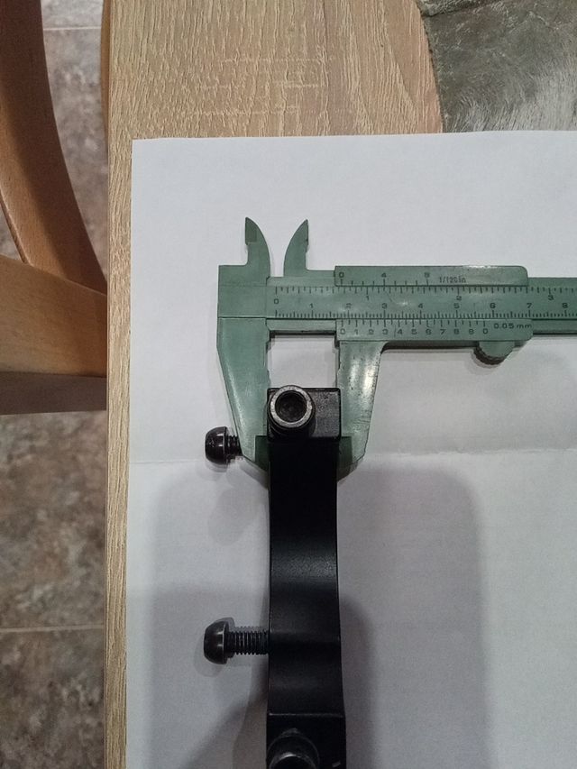 Adaptador pinza freno de disco delantera