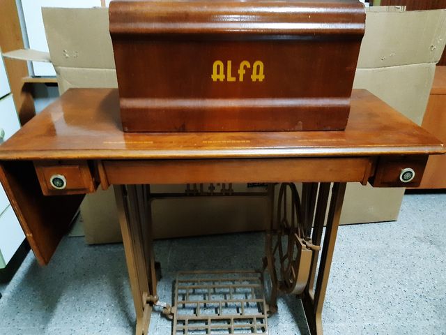 Máquina de coser vintage 