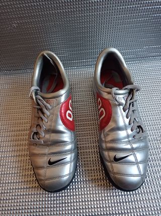 Nike total 90 III TF - talla 43 de segunda mano por 45 EUR en Alicante en  WALLAPOP