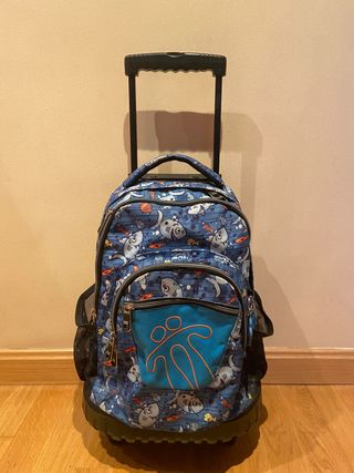 Mochila Totto con ruedas de segunda mano por 30 EUR en Logroño en WALLAPOP