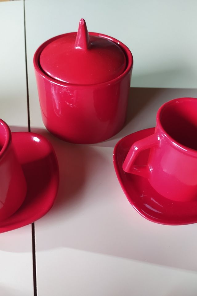 Conjunto cafe loza roja
