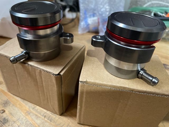 Botes freno y embrague CNC