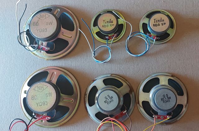 lote 8 altavoces 8 ohmios 5w 3w y 1.5w