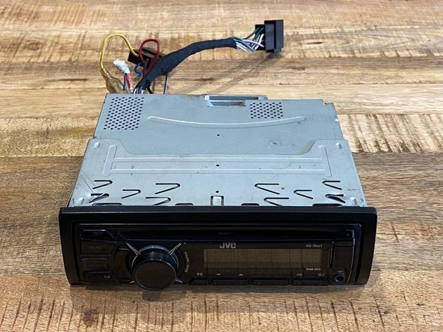 Radio JVC con CD USB y Aux