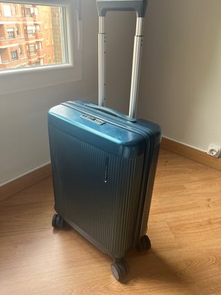 MALETA CABINA PACO MARTINEZ de segunda mano por 50 EUR en Oviedo en WALLAPOP
