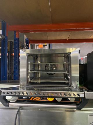HORNO CONVECCIÓN 3 BANDEJAS de segunda mano por 329 EUR en Torrejón de la  Calzada en WALLAPOP
