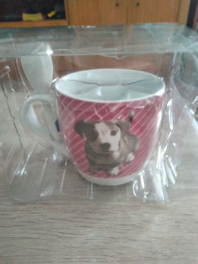 taza de cerámica  con cuchara a estrenar