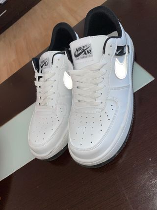 Tenis nike air force 1 de segunda mano por 30 EUR en San Roque en WALLAPOP