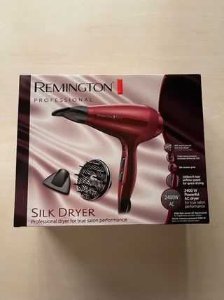 Secador Remington Silk Profesional a estrenar de segunda mano por 40 EUR en  Murcia en WALLAPOP
