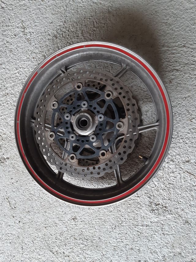 Llanta delantera kawasaki er6