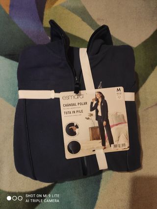 Chándal Polar Mujer de segunda mano por 7 EUR en Madrid en WALLAPOP