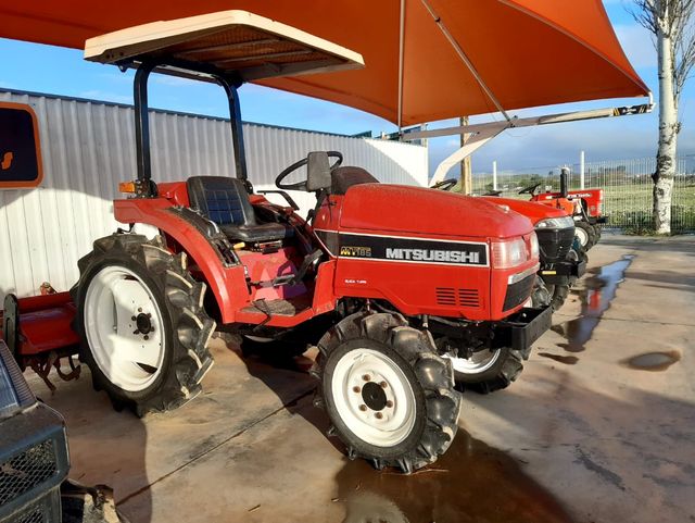 Minitractor Mitsubishi MT 185 con techo 