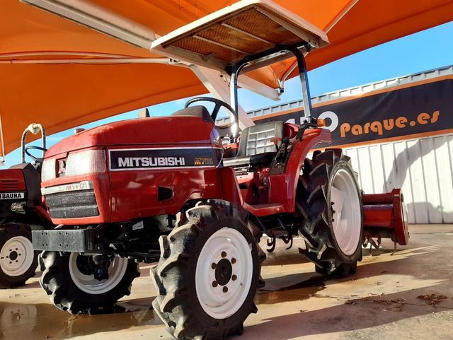 Minitractor Mitsubishi MT 185 con techo 