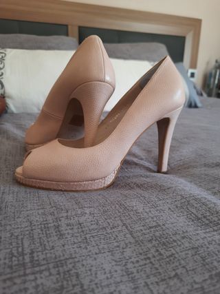 Zapatos tacón Rosa palo Lodi de segunda mano por 40 EUR en Torre Alcayna en  WALLAPOP