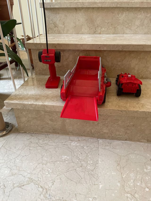 2 coches teledirigidos