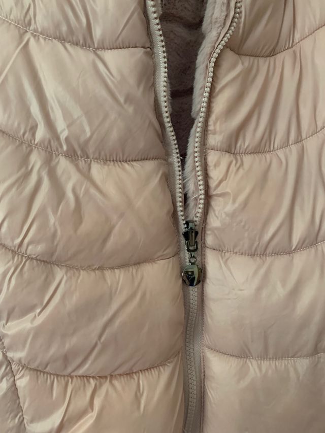 Chaqueta tipo plumífero reversible