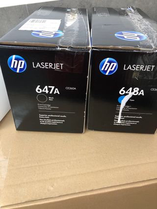 Toner de segunda mano por 20 EUR en Madrid en WALLAPOP