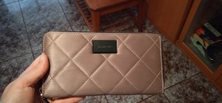 Monederos parfois grandes a 3€ de segunda mano por 3 EUR en El Puntal en  WALLAPOP