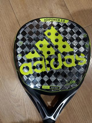 Pala Adidas Adipower 2.0 de segunda mano por 140 EUR en Flix en WALLAPOP