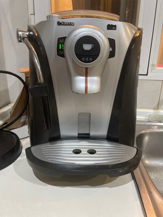Cafetera café en grano marca SAECO - odes giro de segunda mano por 200 EUR  en Fresnedillas de la Oliva en WALLAPOP