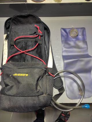 Mochila hidratación running de segunda mano en WALLAPOP