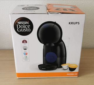 Cafetera Dolce Gusto Krups Piccolo XS Negra de segunda mano por 35 EUR en  Málaga en WALLAPOP